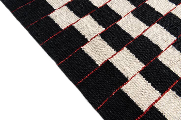 Detail image of 5' 9 x 7' 8 Hand Woven Kilim Modern Wool Rug