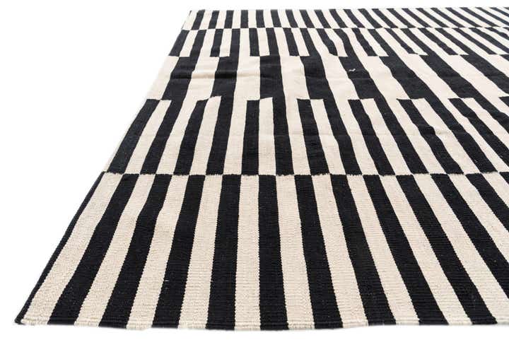 5' 8 x 7' 7 Hand Woven Kilim Modern Wool Rug