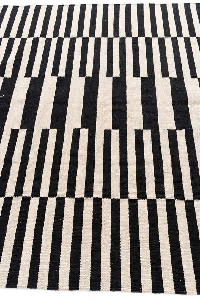 5' 8 x 7' 7 Hand Woven Kilim Modern Wool Rug