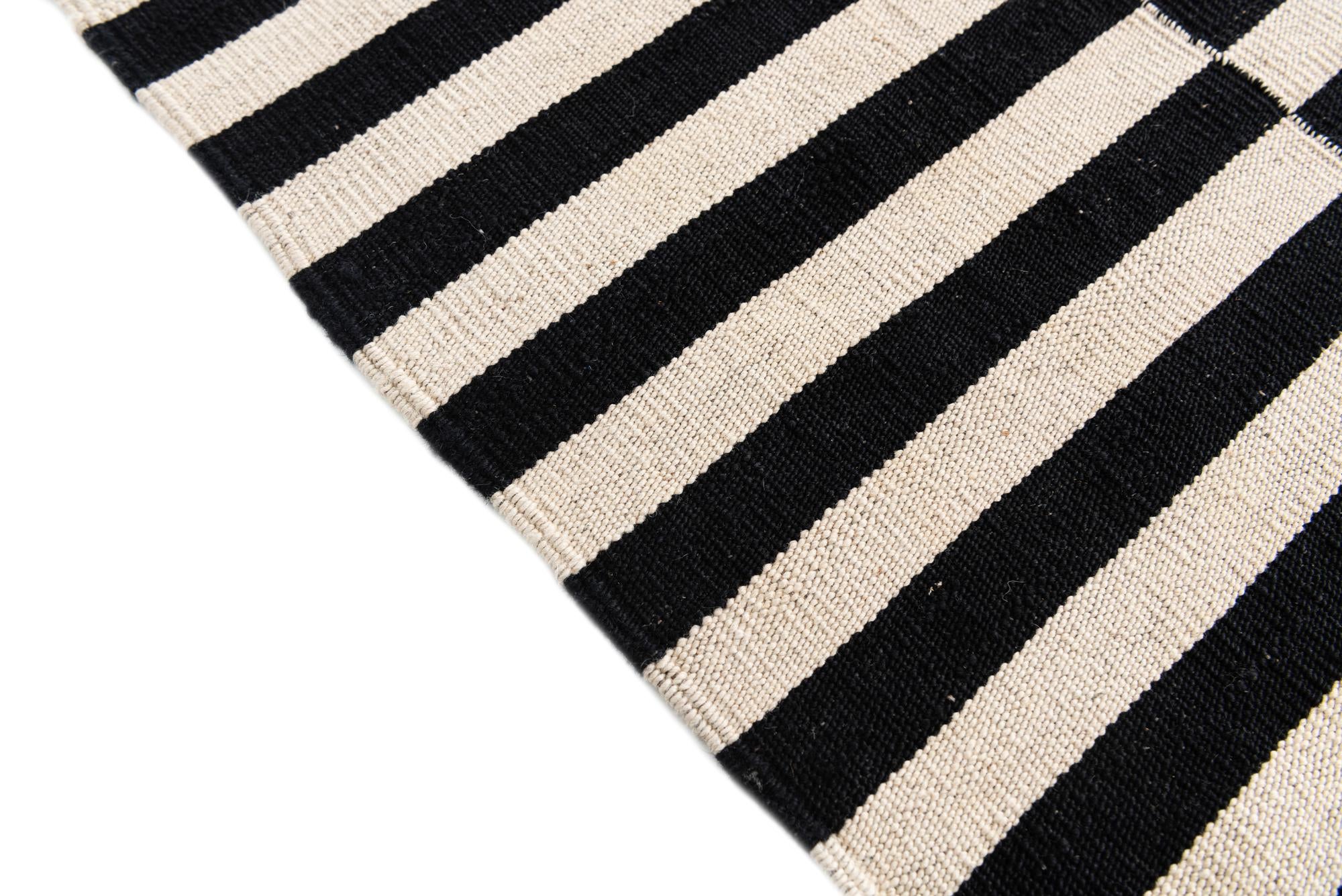 5' 8 x 7' 7 Hand Woven Kilim Modern Wool Rug