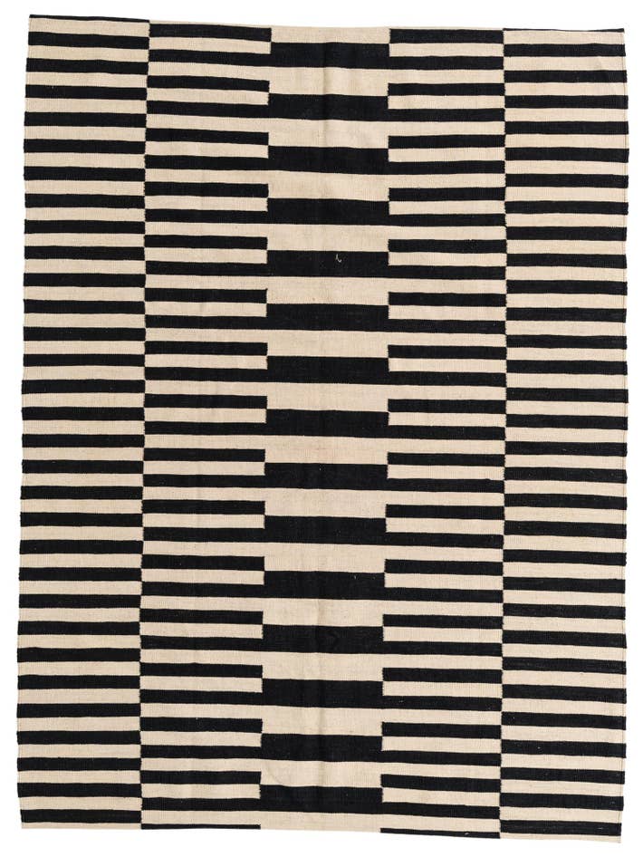 Detail image of 5' 8 x 7' 7 Hand Woven Kilim Modern Wool Rug