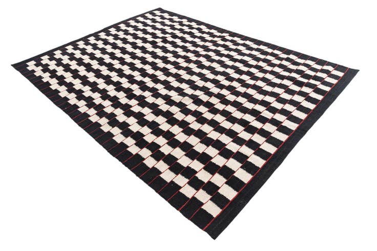 Detail image of 5' 9 x 7' 8 Hand Woven Kilim Modern Wool Rug