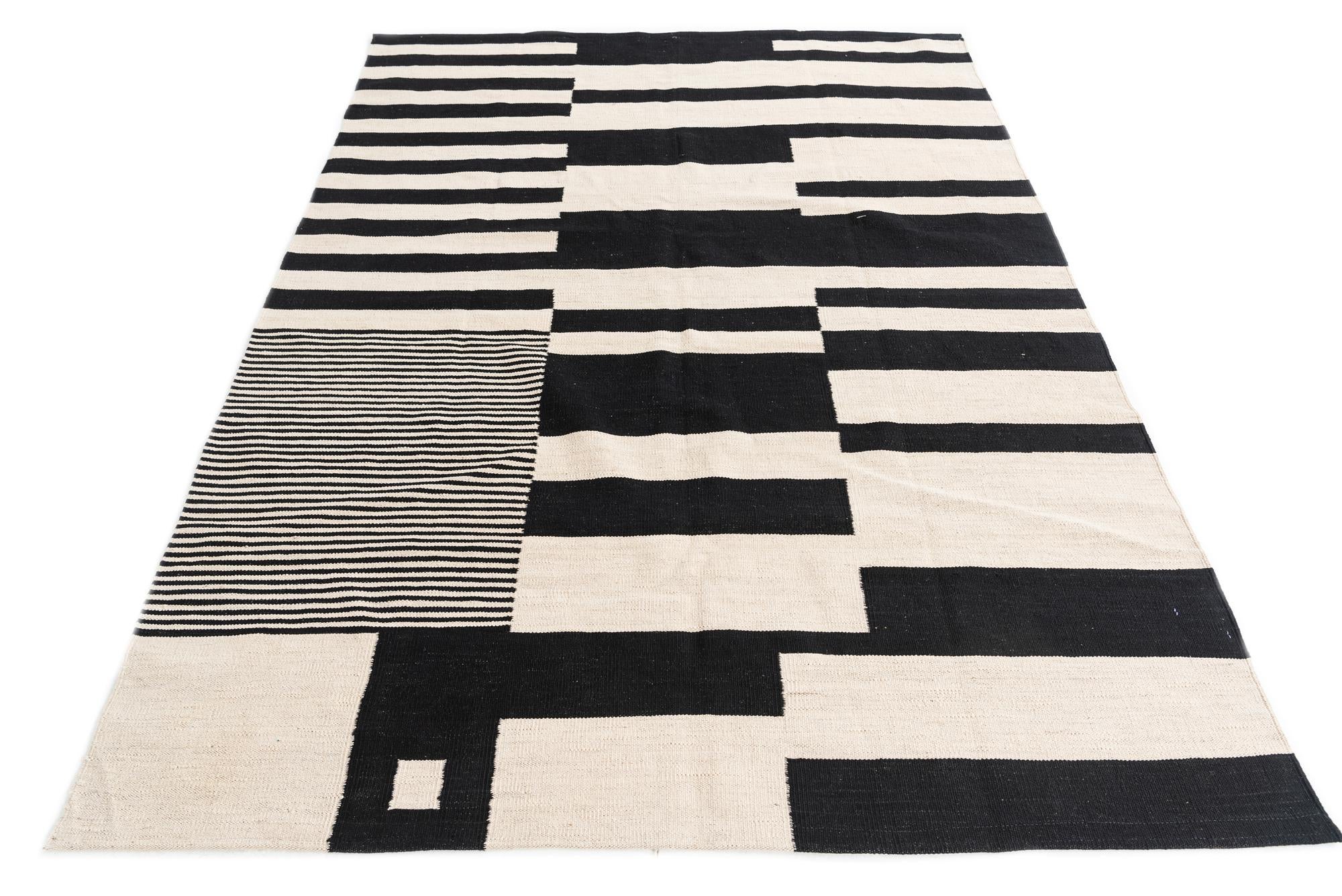 5' 7 x 7' 10 Hand Woven Kilim Modern Wool Rug