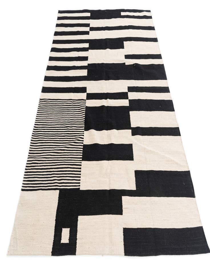 Detail image of 5' 7 x 7' 10  Hand Woven Kilim Modern Wool Rug