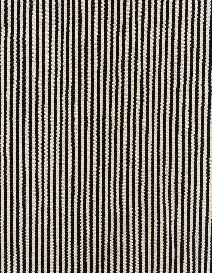 Detail image of 5' 7 x 7' 10  Hand Woven Kilim Modern Wool Rug