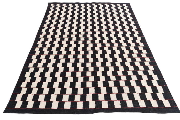 Detail image of 5' 7 x 7' 8 Hand Woven Kilim Modern Wool Rug