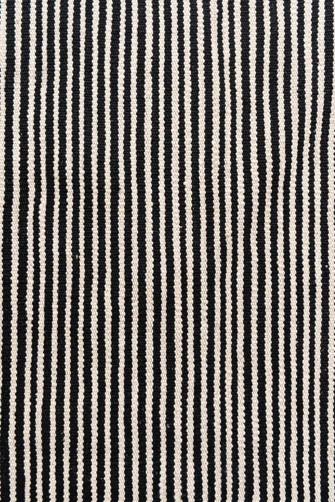 5' 8 x 7' 9 Hand Woven Kilim Modern Wool Rug