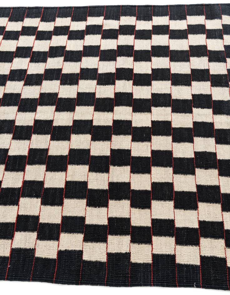 Detail image of 4' 4 x 5' 7  Hand Woven Kilim Modern Wool Rug