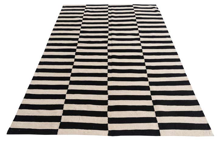 5' 7 x 7' 9 Hand Woven Kilim Modern Wool Rug