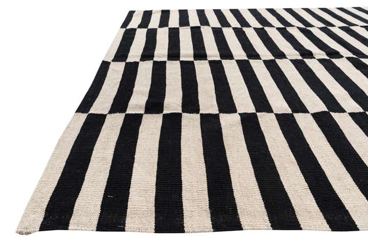 5' 7 x 7' 9 Hand Woven Kilim Modern Wool Rug