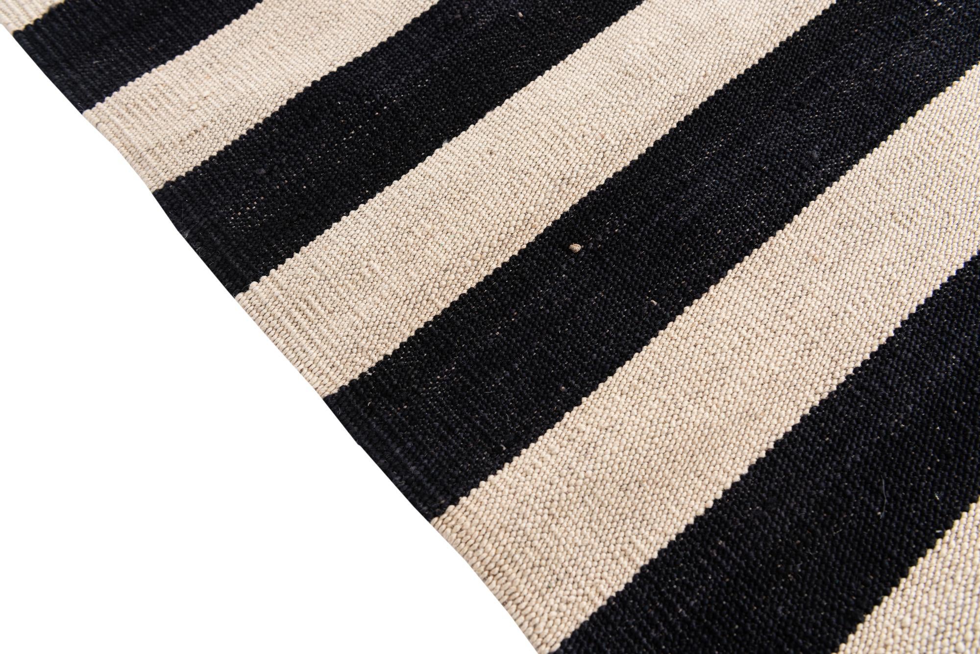 5' 8 x 7' 10 Hand Woven Kilim Modern Wool Rug