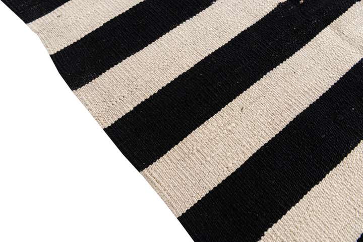 5' 5 x 8' Hand Woven Kilim Modern Wool Rug