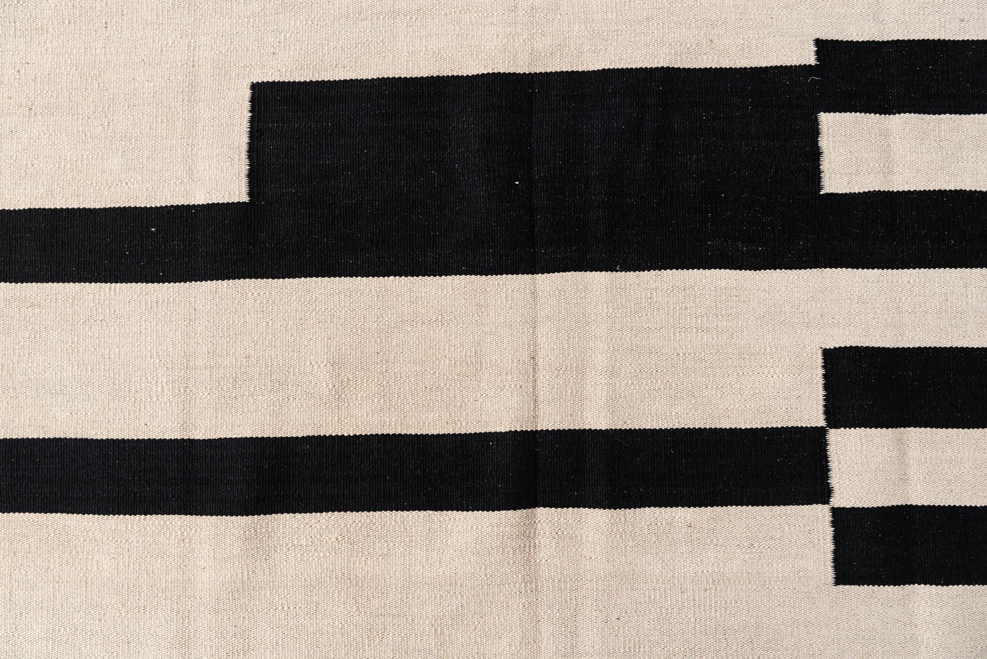 6' 7 x 9' 9 Hand Woven Kilim Modern Wool Rug