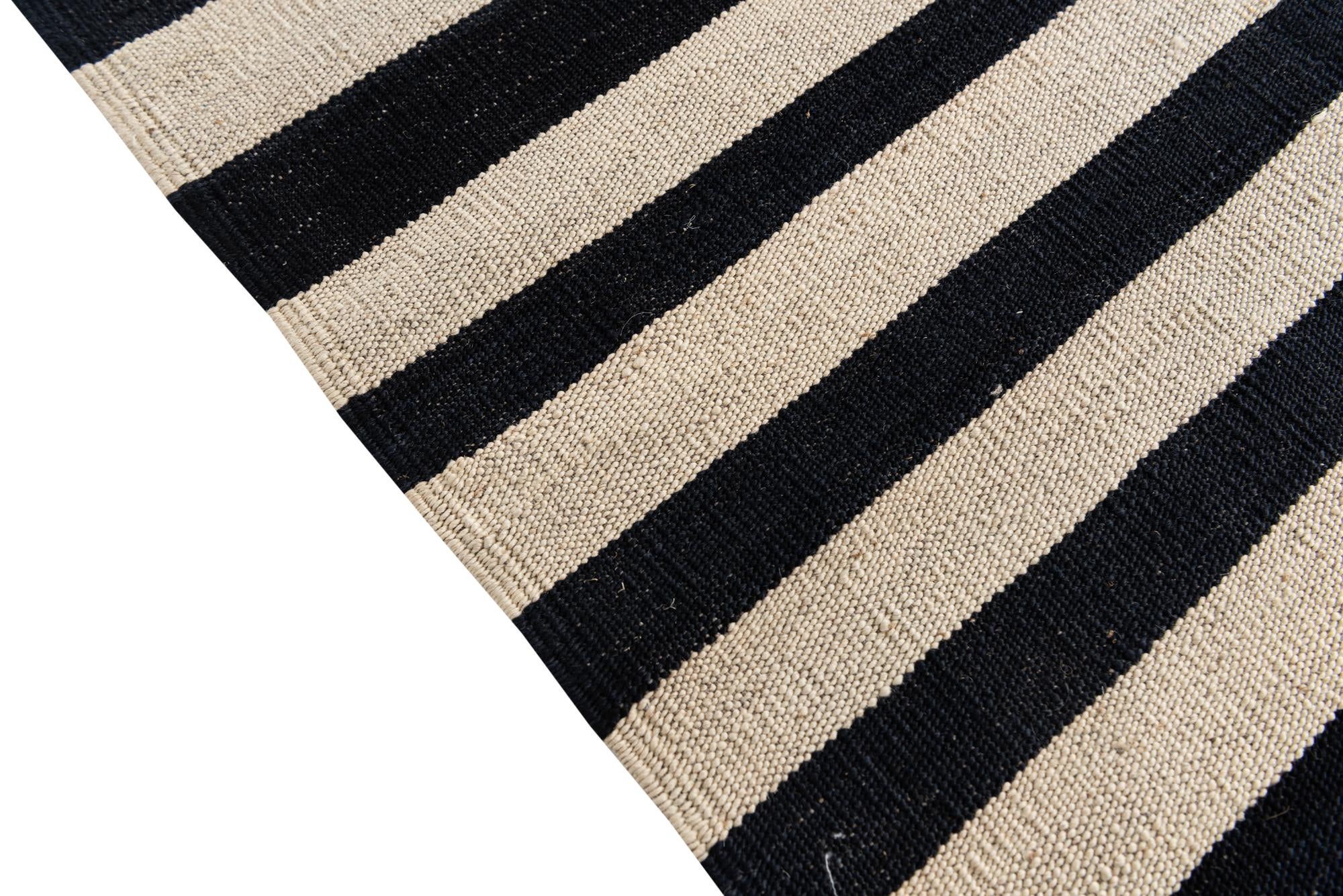 8' 3 x 9' 6 Hand Woven Kilim Modern Wool Rug