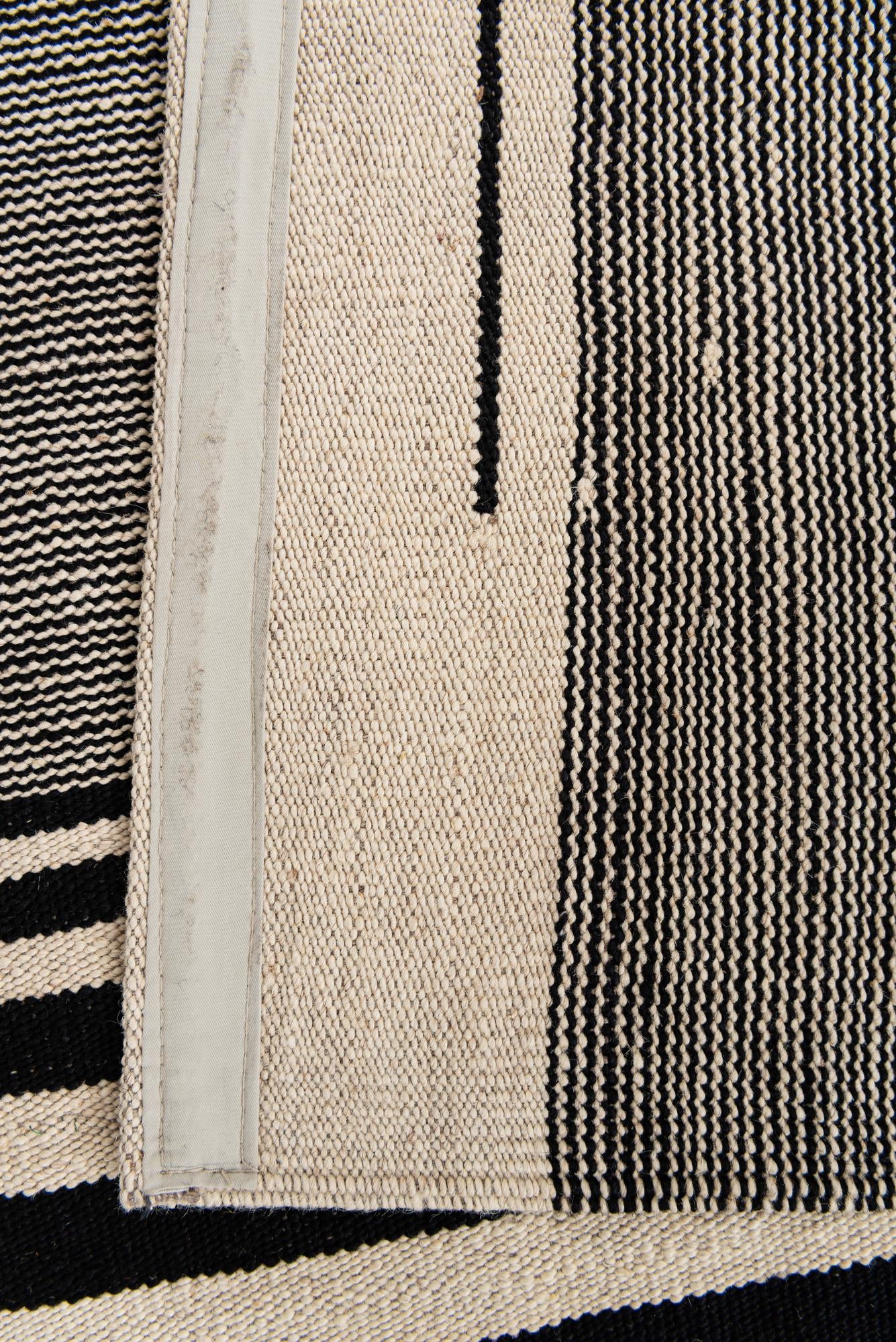 7' x 9' 7 Hand Woven Kilim Modern Wool Rug