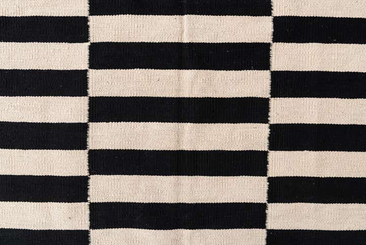 4' 2 x 6' Hand Woven Kilim Modern Wool Rug