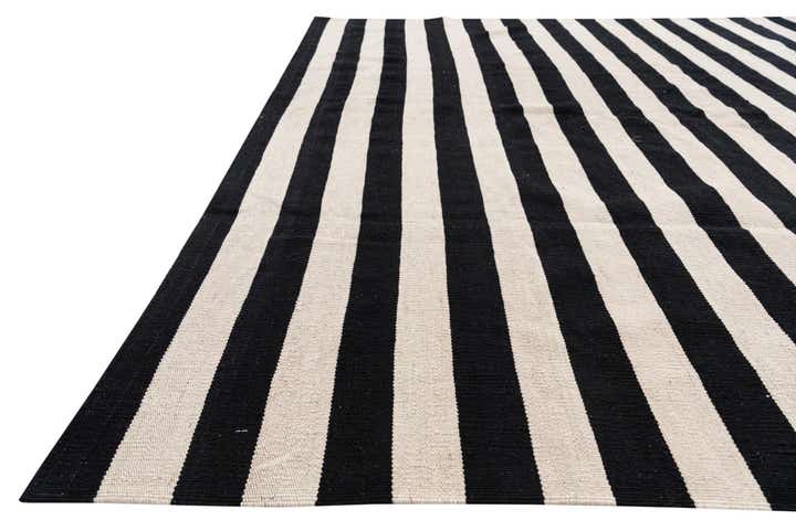 6' 8 x 9' 9 Hand Woven Kilim Modern Wool Rug