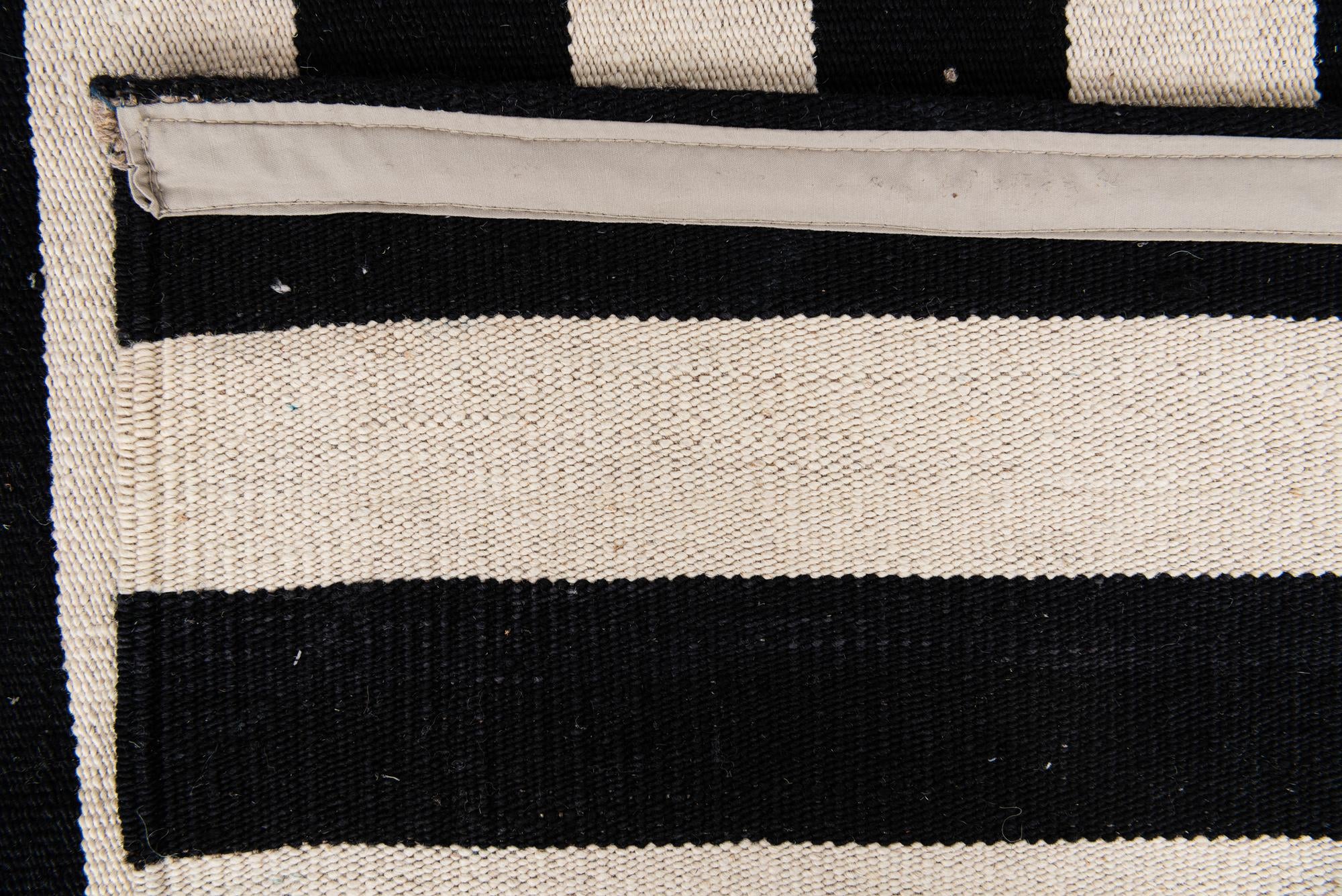 6' 8 x 9' 9 Hand Woven Kilim Modern Wool Rug