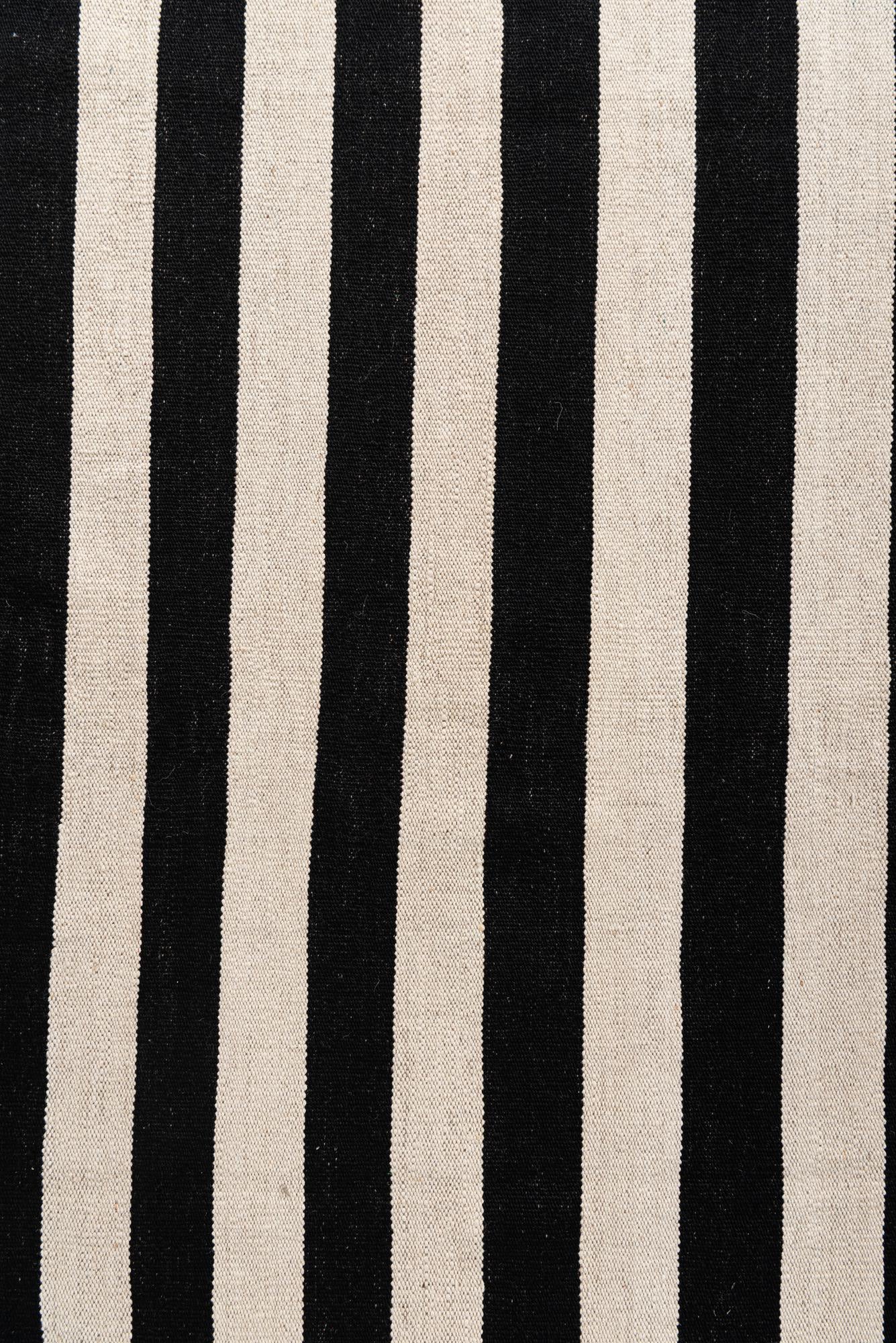 6' 7 x 9' 9 Hand Woven Kilim Modern Wool Rug