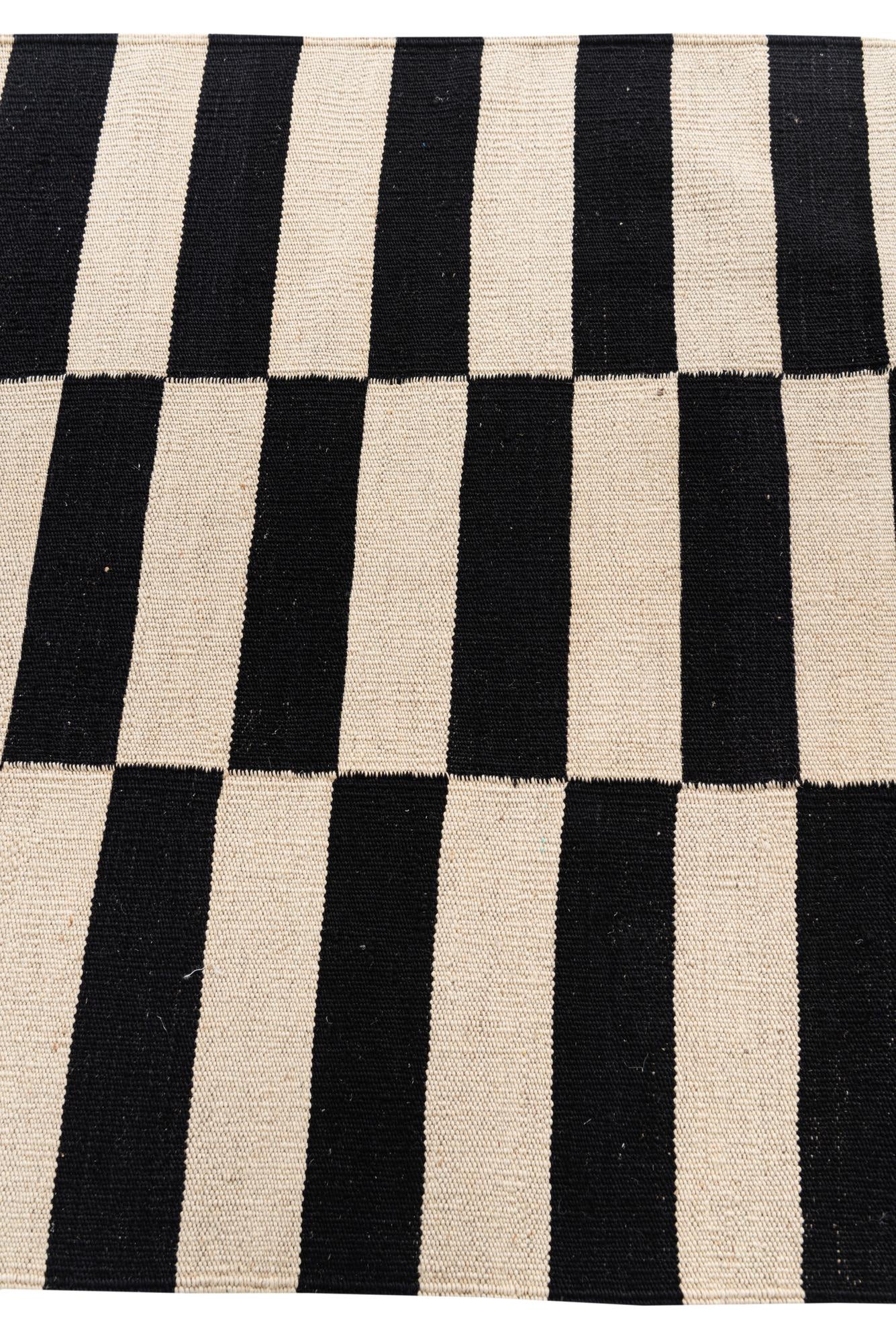 2' 8 x 4' Hand Woven Kilim Modern Wool Rug