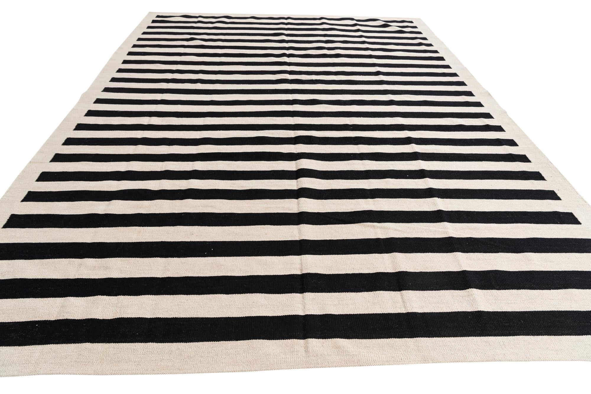 8' 3 x 11' Hand Woven Kilim Modern Wool Rug