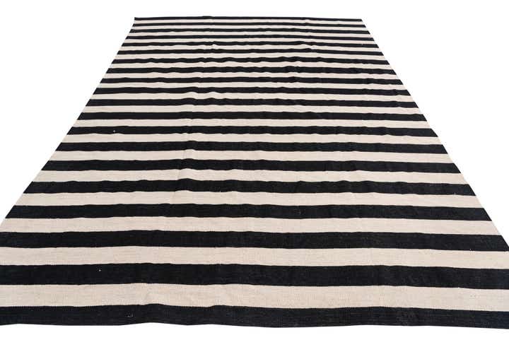 6' 7 x 9' 7 Hand Woven Kilim Modern Wool Rug