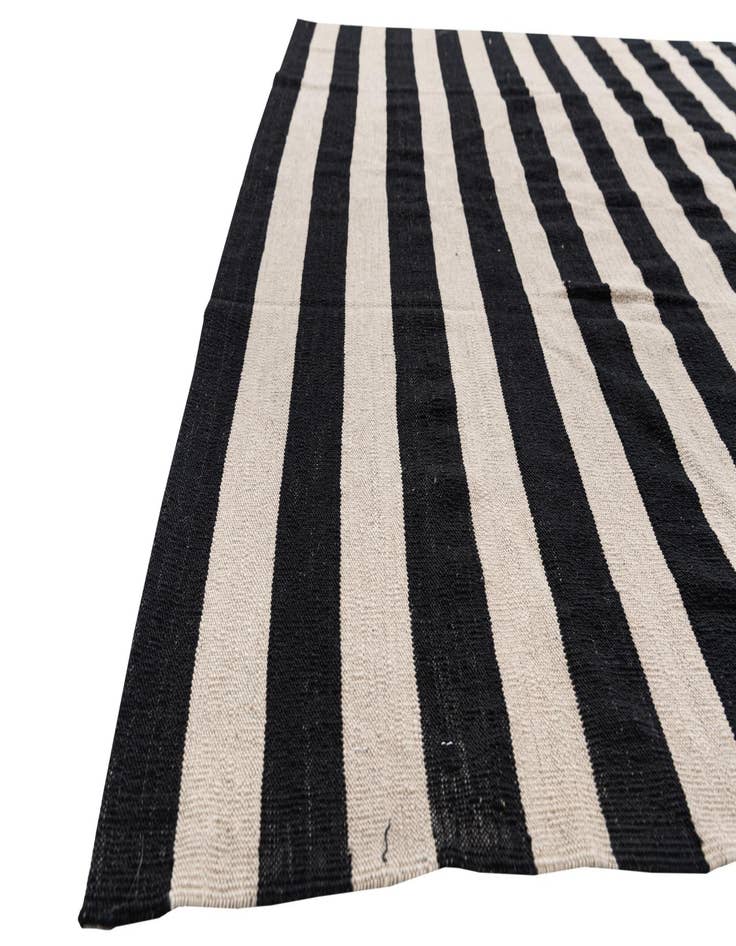 Detail image of 6' 7 x 9' 7  Hand Woven Kilim Modern Wool Rug