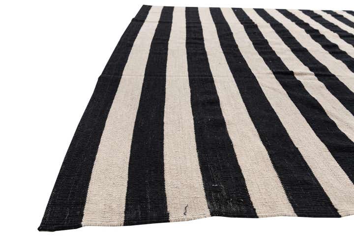6' 7 x 9' 7 Hand Woven Kilim Modern Wool Rug