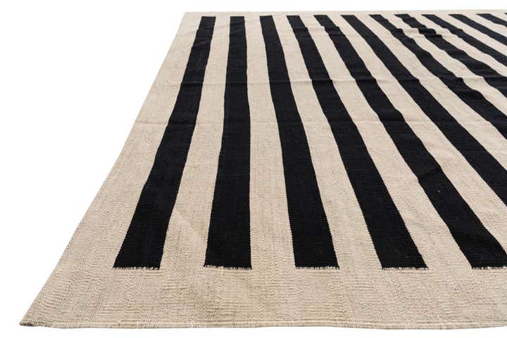 6' 8 x 9' 10 Hand Woven Kilim Modern Wool Rug