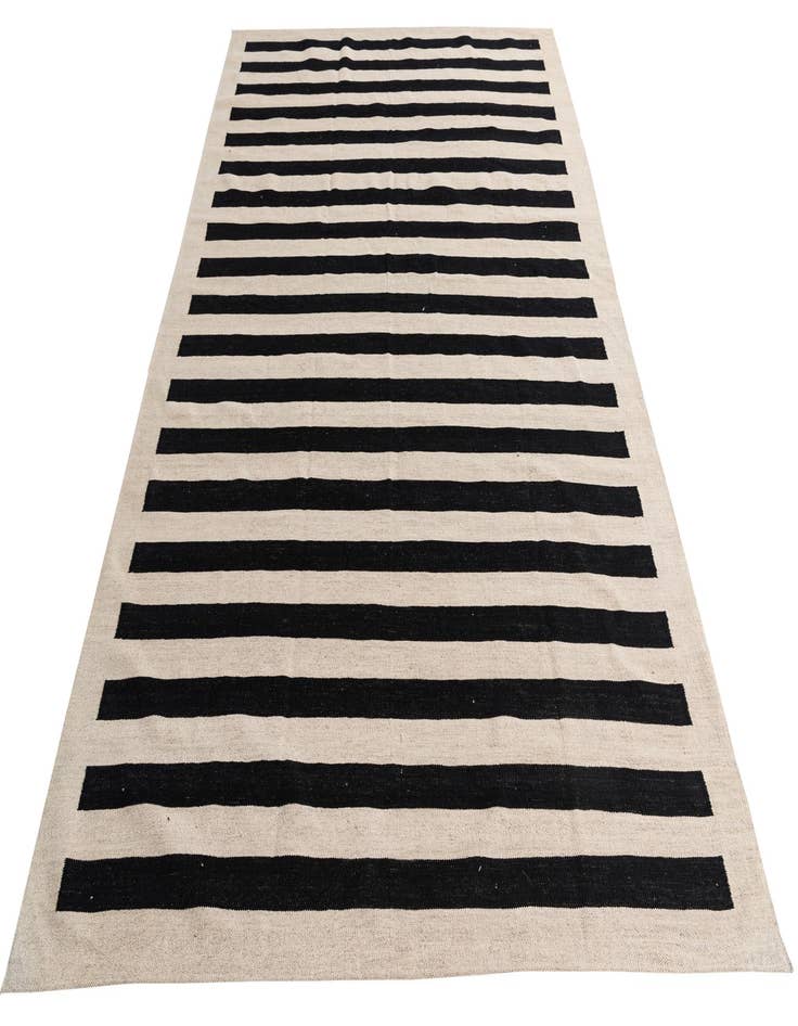 Detail image of 6' 6 x 9' 8 Hand Woven Kilim Modern Wool Rug