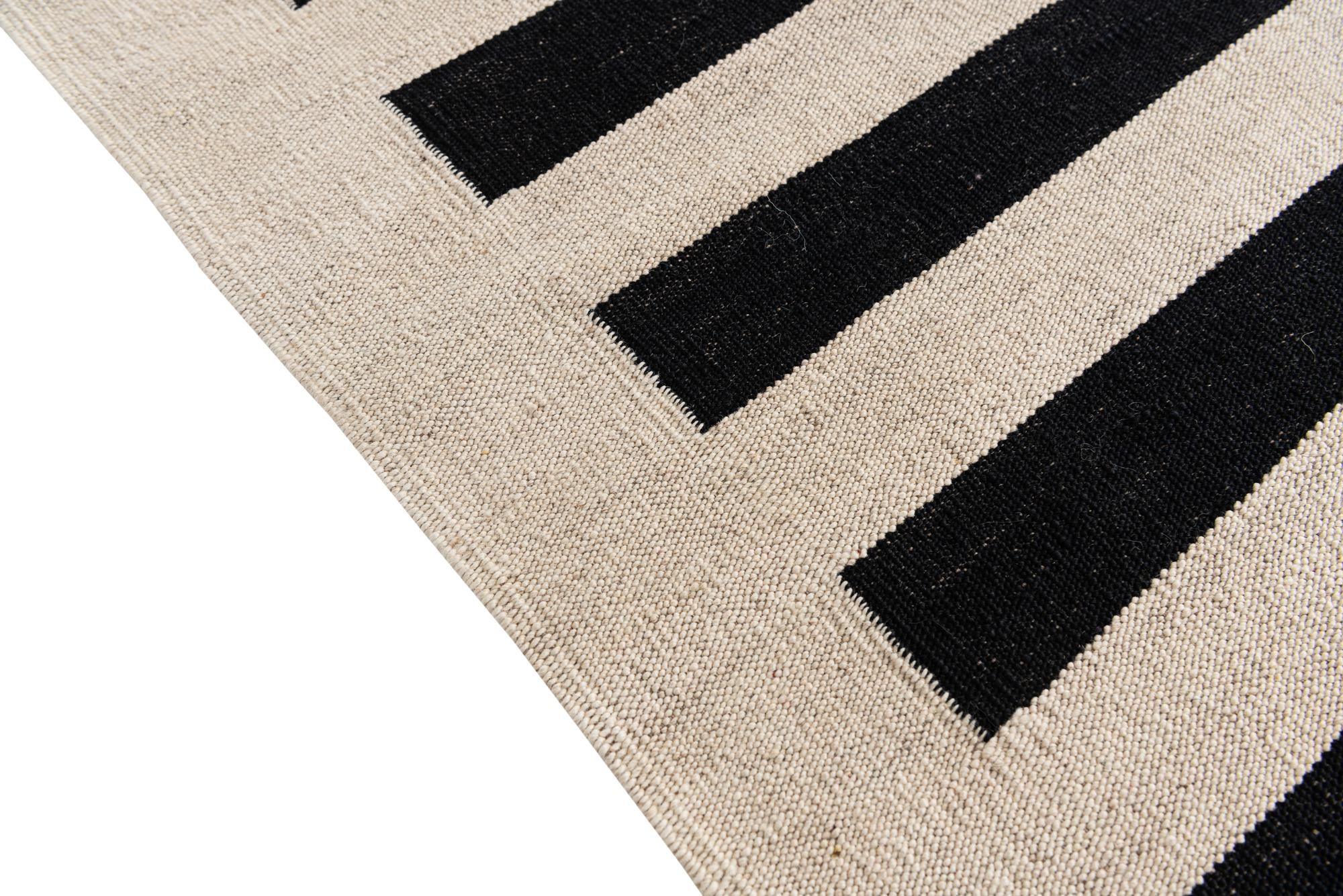 6' 6 x 9' 8 Hand Woven Kilim Modern Wool Rug