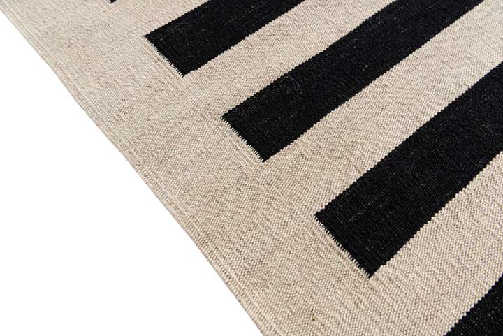 6' 6 x 9' 8 Hand Woven Kilim Modern Wool Rug