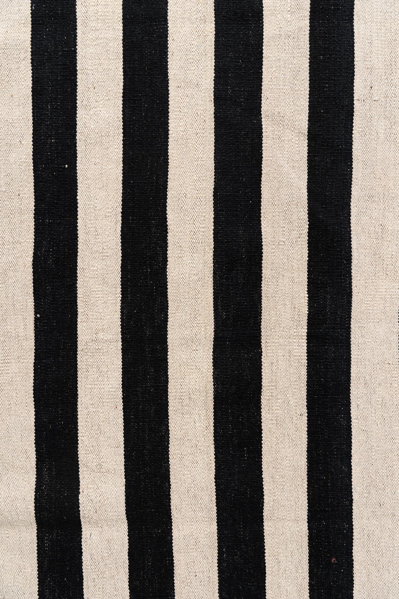 6' 6 x 9' 8 Hand Woven Kilim Modern Wool Rug