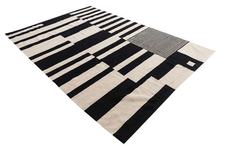 6' 7 x 8' 7 Hand Woven Kilim Modern Wool Rug