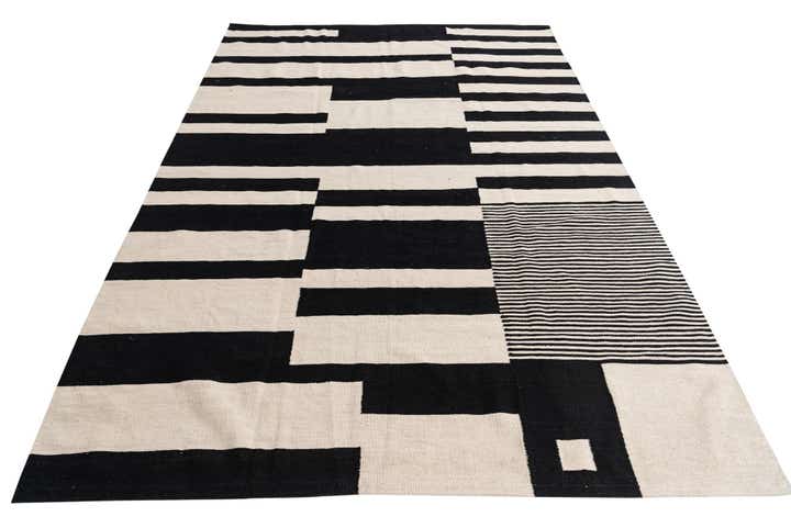 6' 7 x 8' 7 Hand Woven Kilim Modern Wool Rug