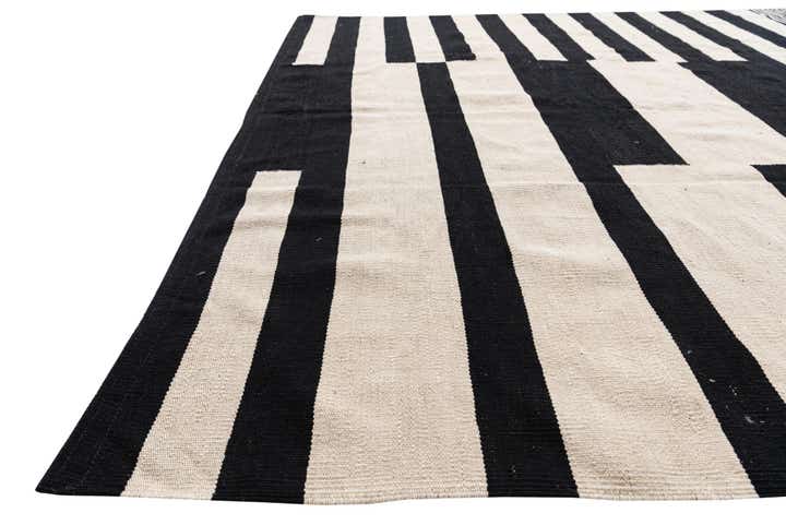 6' 7 x 8' 7 Hand Woven Kilim Modern Wool Rug