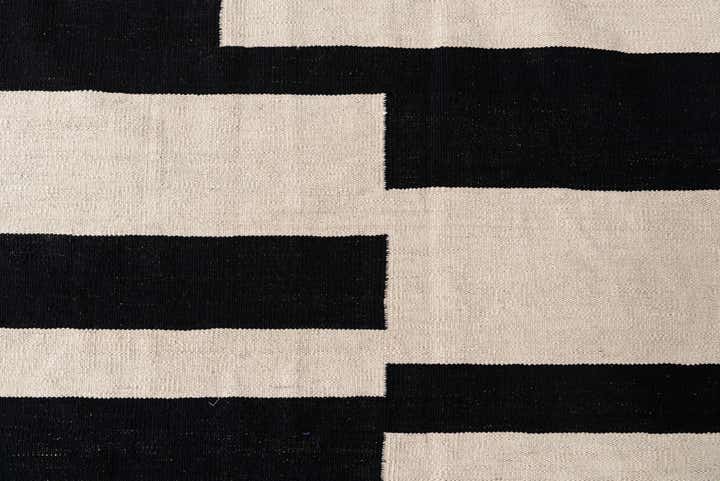 6' 7 x 8' 7 Hand Woven Kilim Modern Wool Rug