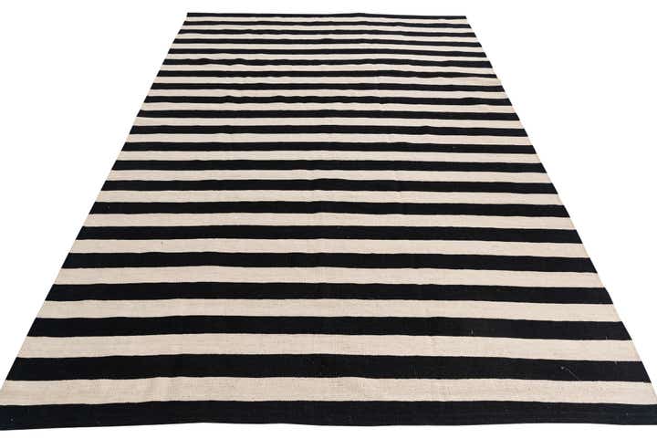 6' 9 x 9' 8 Hand Woven Kilim Modern Wool Rug
