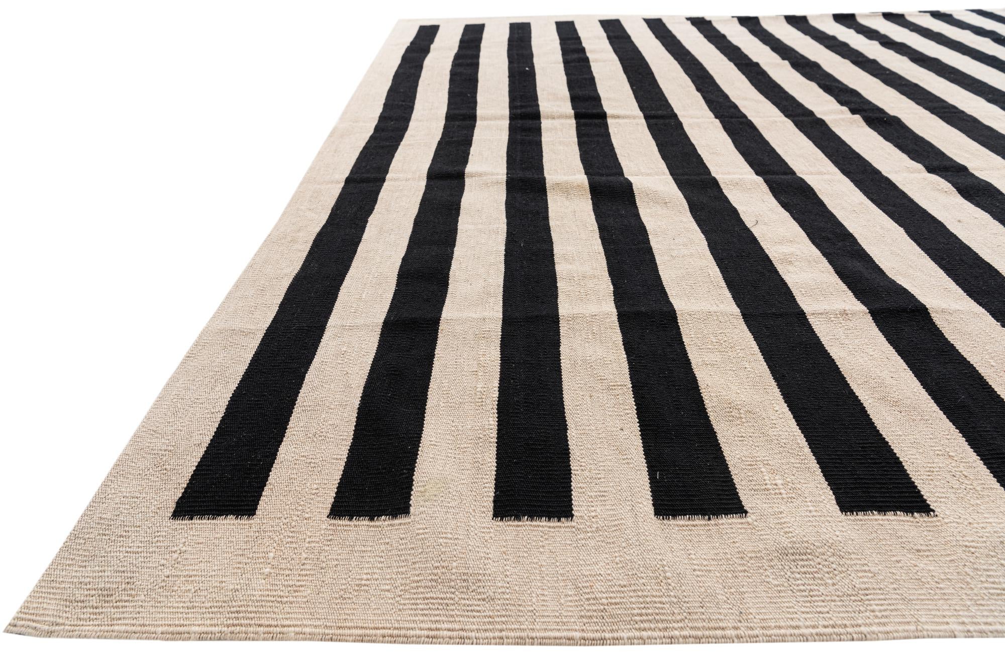 8' 4 x 9' 8 Hand Woven Kilim Modern Wool Rug