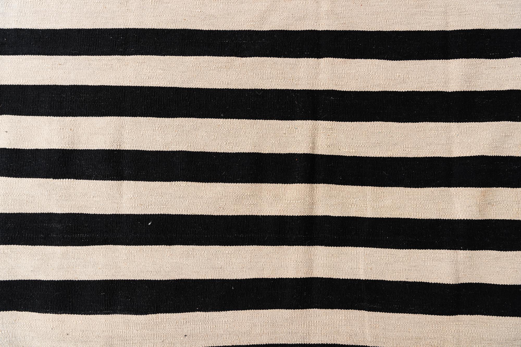 8' 4 x 9' 8 Hand Woven Kilim Modern Wool Rug