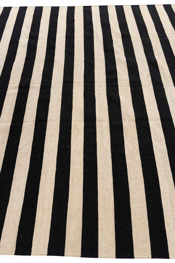 6' 9 x 9' 9 Hand Woven Kilim Modern Wool Rug
