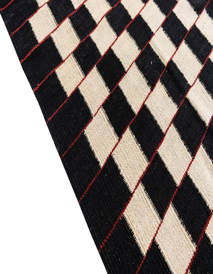 Detail image of 6' 9 x 9' 7  Hand Woven Kilim Modern Wool Rug