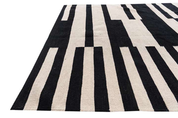 4' 8 x 6' 6 Hand Woven Kilim Modern Wool Rug