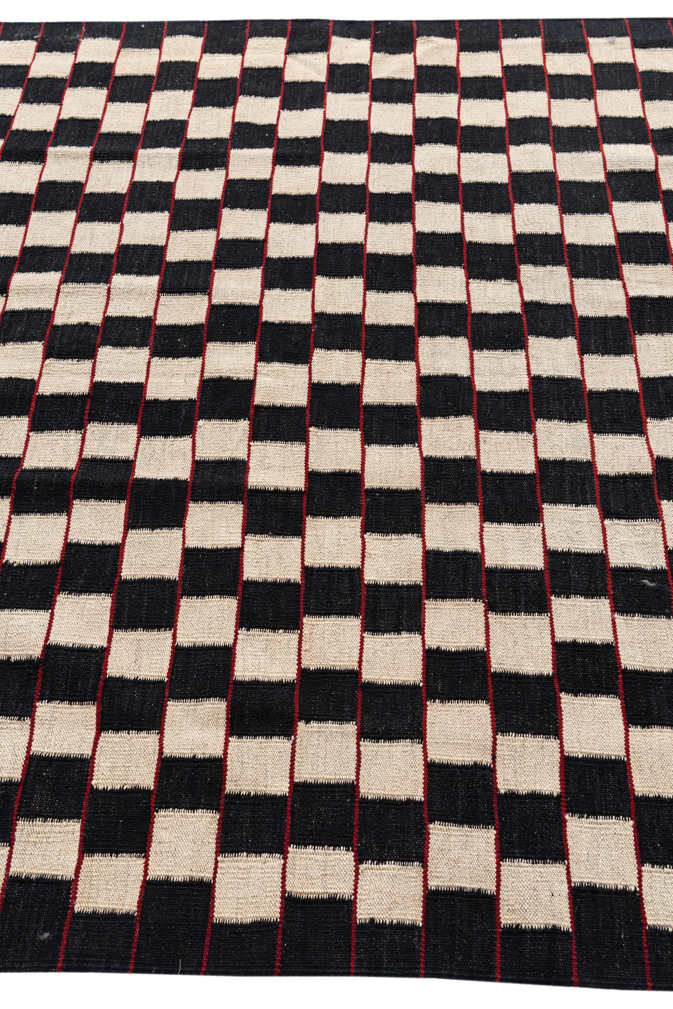 5' 1 x 6' 2 Hand Woven Kilim Modern Wool Rug