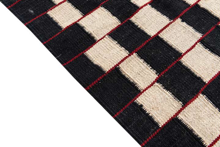 5' 1 x 6' 2 Hand Woven Kilim Modern Wool Rug