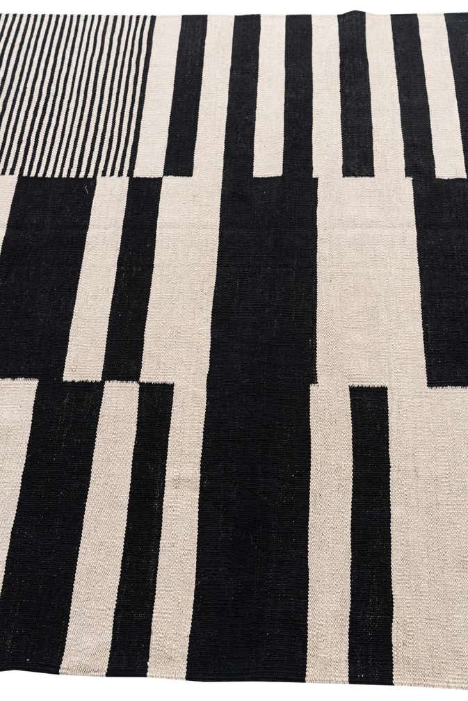 4' 8 x 6' 6 Hand Woven Kilim Modern Wool Rug