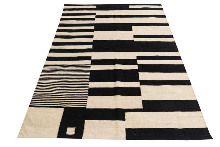 4' 7 x 6' 5 Hand Woven Kilim Modern Wool Rug