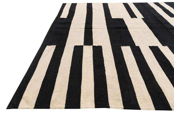 4' 7 x 6' 5 Hand Woven Kilim Modern Wool Rug