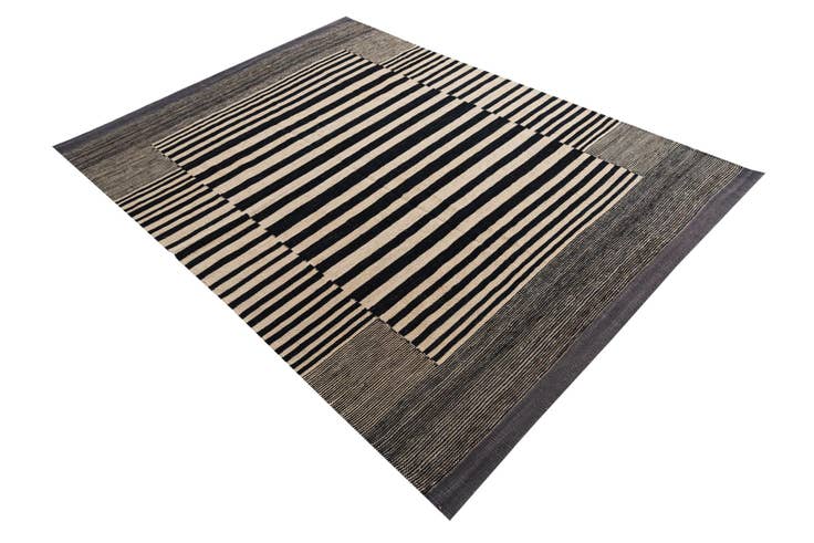 Detail image of 4' 8 x 6' 3 Hand Woven Kilim Modern Wool Rug