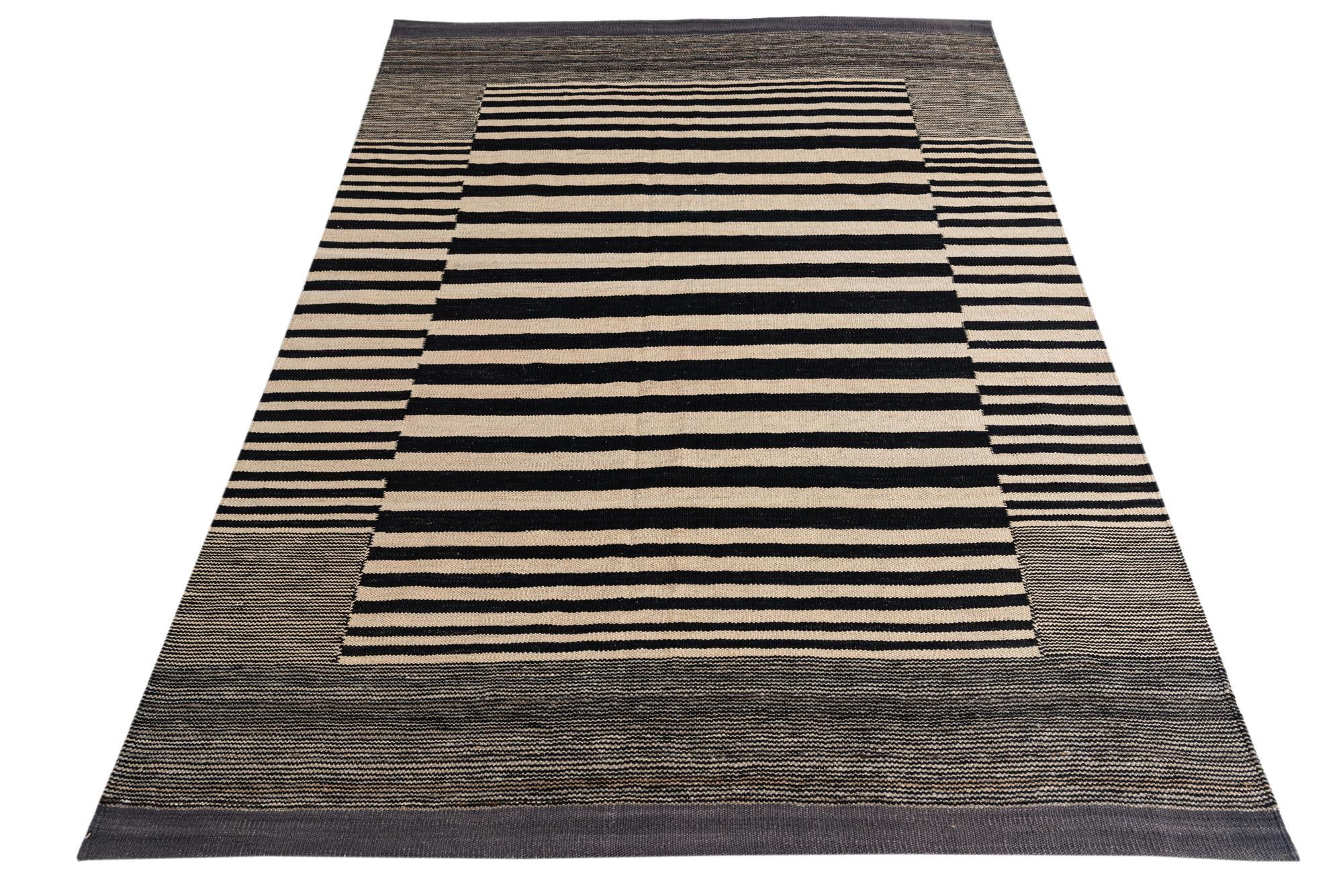 4' 8 x 6' 3 Hand Woven Kilim Modern Wool Rug